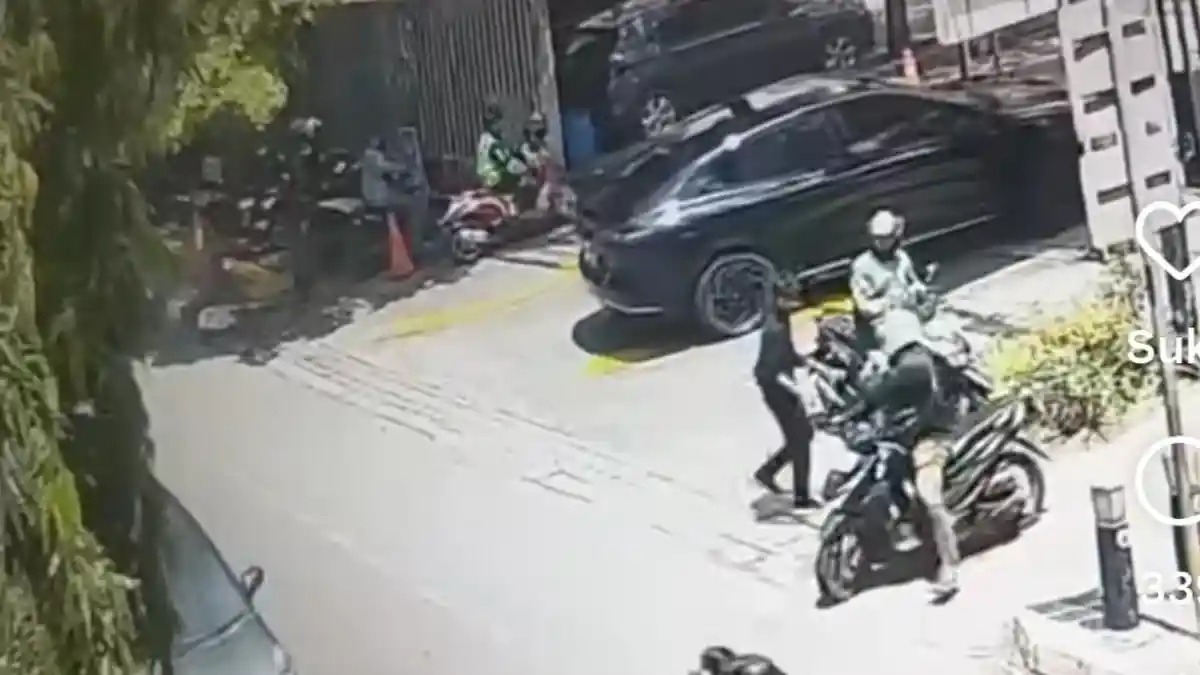 Aksi Curanmor Pakai Senpi Gegerkan Kembangan, Motor Ojol Jadi Sasaran